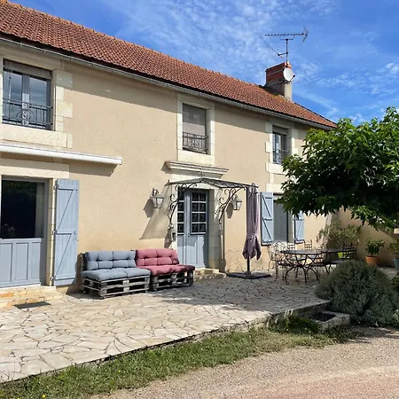 La Maison De Charlotte - D'hôtes-futuroscope Amberre